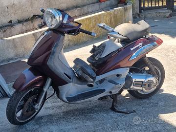 Beverly 500 x pezzi di ricambi