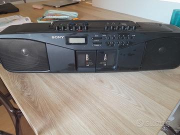 Radio/stereo Sony portatile anni '80