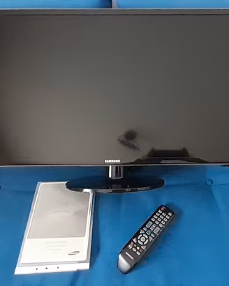 TV  SAMSUNG 28”