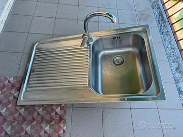 Lavandino cucina  una vasca + sgocc + miscelatore