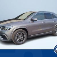 Mercedes-Benz GLA 250 E PLUG-IN HYBRID AUTOMA...