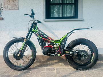 Vertigo Combat 300 Vertical