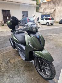 Beverly 300 s hpe