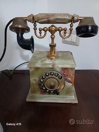 Telefono vintage in onice stile retrò con disco