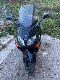 Yamaha Tmax 500