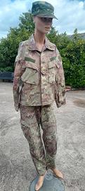 Completo pantalone cargo e giacca militare 