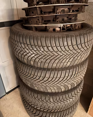 Gomme complete 205/55/16 4 stagioni