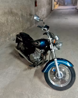 Suzuki Marauder 250
