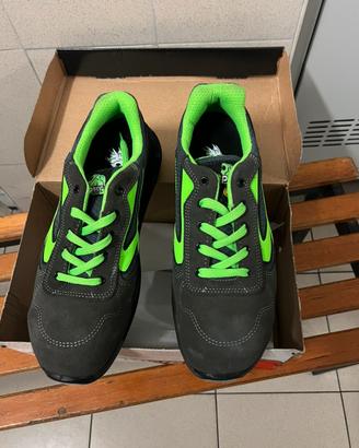 Scarpe antinfortunistiche