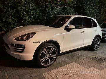 Cayenne FULL optional 98.000 km effettivi