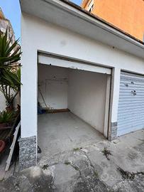 Box / Garage di 10 m² a Vercelli