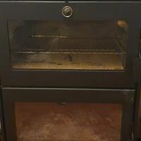 stufa a legna con forno