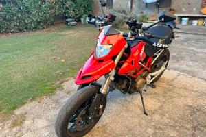 Ducati Hypermotard 1100s