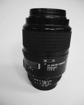 Nikon AF D 105mm f2,8 micro