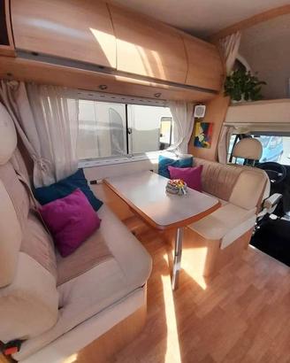 camper mansardato su meccanica Ford gemellato