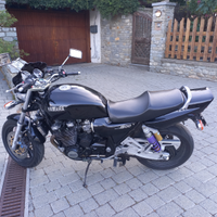 Yamaha 1200 xjr