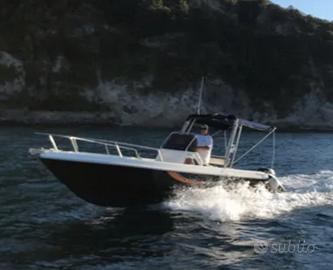 Terminal boat 21 630+etec 90 o Mercury pro40 nuovo