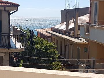 Capo Rizxuto in Last Minute sul Mare