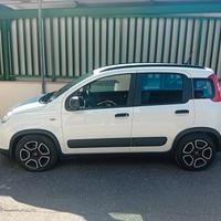 Fiat Panda 1.0 FireFly S&S Hybrid Red