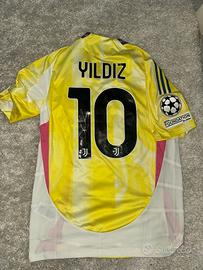 Maglia di Yldiz PREPARATA E FIRMATA