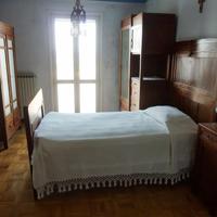 Camera da letto in ciliegio inizi 900