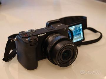 Fotocamera Sony A6700 mirrorless Aps-C