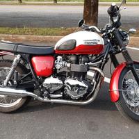 Triumph Bonneville T100