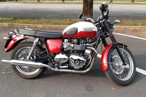 Triumph Bonneville T100