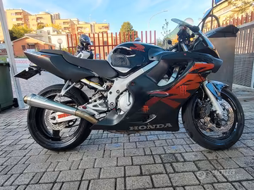 Honda CBR 600 F (Anno 2000) – Un vero gioiello