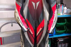 tuta intera in pelle Dainese taglia 52
