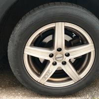 Cerchi in lega da 17 con gomme invernali