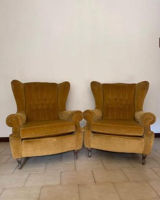 Coppia Poltrone Bergère Vintage in Velluto Ocra