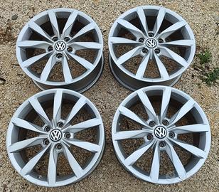 4 Cerchi In Lega ORIGINALI 17 Volkswagen Golf