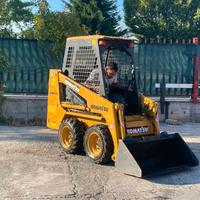 P90 Mini pala 15 q.li Komatsu con Joystick