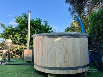 Tinozza Finlandese con stufa a Legna idromassaggio