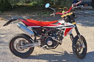 Fantic Motard 125 - 2022