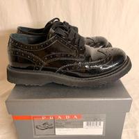 Scarpa bambina nera parigina Prada n°31