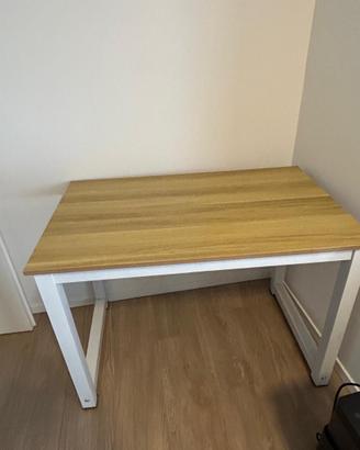 Scrivania 100X60 - come nuova