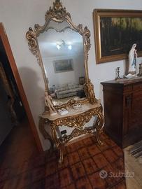 Specchiera antica