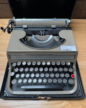 Macchina da scrivere Olivetti Studio