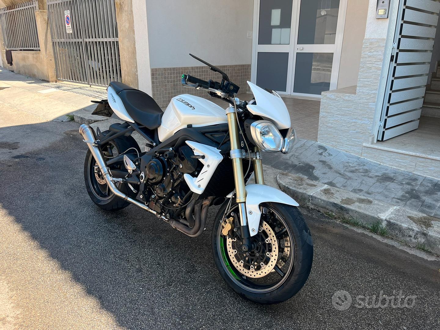 Triumph street triple 675 Moto e Scooter In vendita a Ragusa