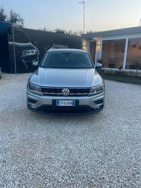VOLKSWAGEN - Tiguan - 1.6 TDI Style BMT