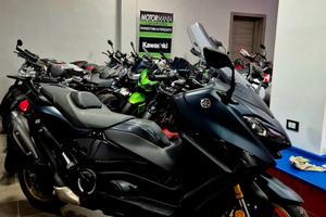 Yamaha TMAX 560 TECH MAX ANNO 2023 UNIPRÒ