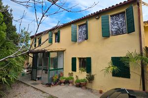 Rustico 1820 - 160mq + 3000mq terreno.
