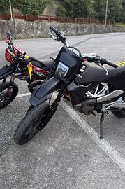 Husqvarna 701 supermoto