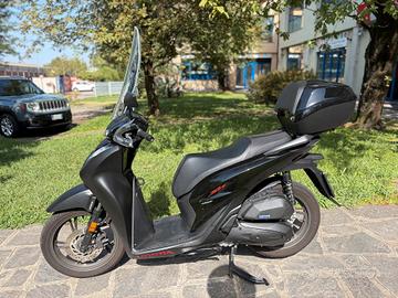 Honda SH 150 SPORTY