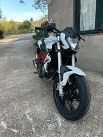 Benelli bn125