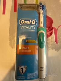 Oral b spazzolino elettrico  vitality braun trizon