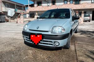 Renault Clio 1.2 benzina anno 1998