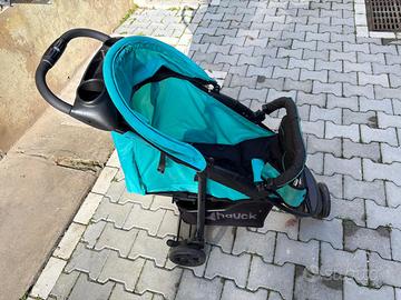 Passeggino a tre ruote